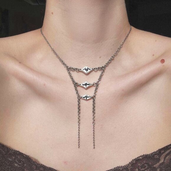 Unique gothic vertebrae silver rosary necklace with a small silver chain - Picture 6 of 6